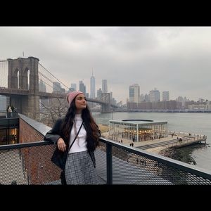 Meet your Posher, Noor